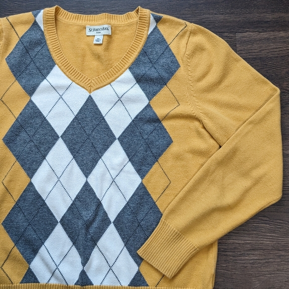 St. John's Bay Sweaters - St. Johns Bay Woman's Petite Sweater